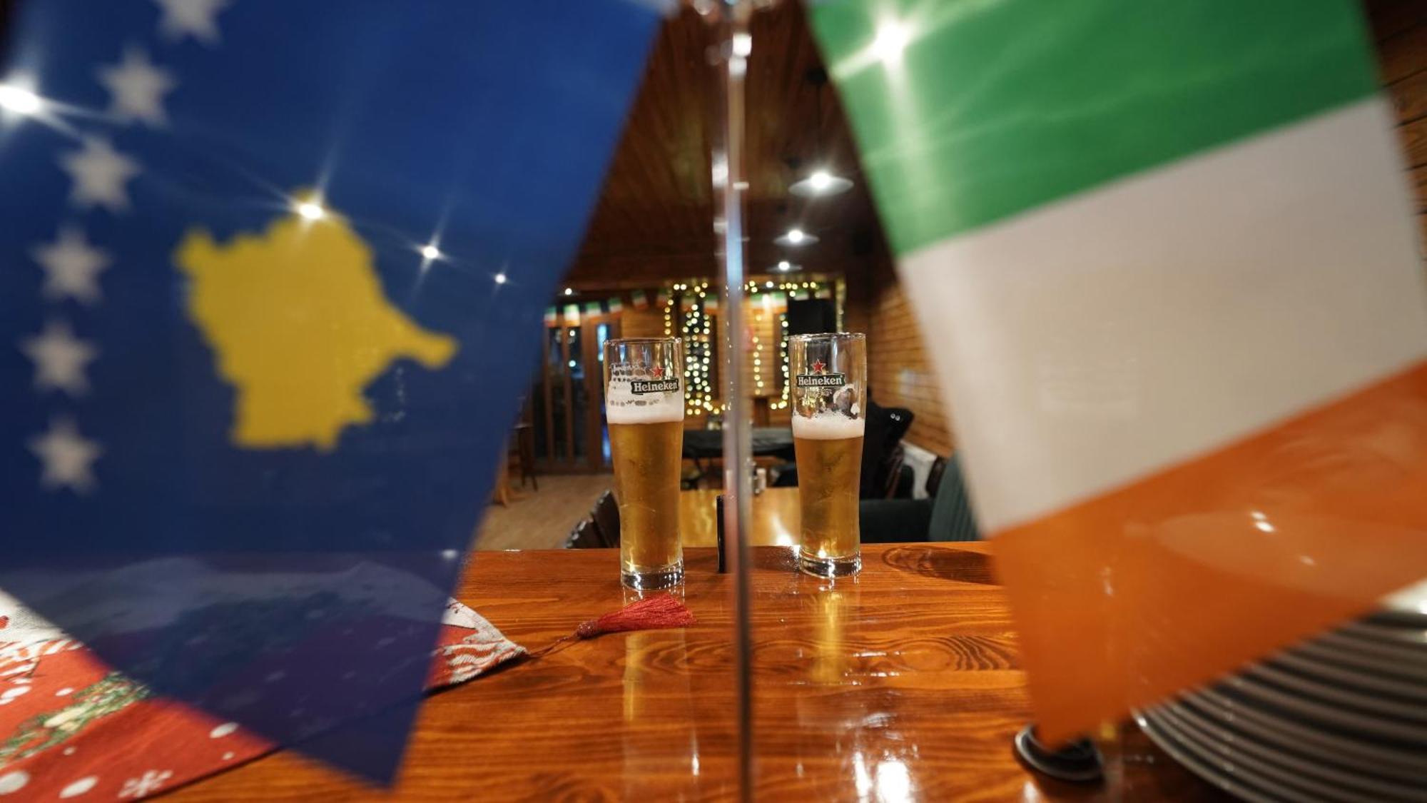 Madigan'S Hotel Kosovo Polje Esterno foto